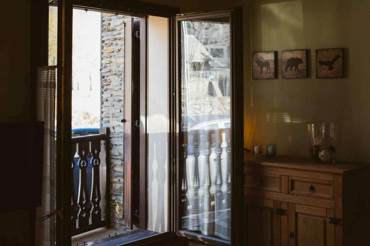 Apartamento Garona Les Exterior foto