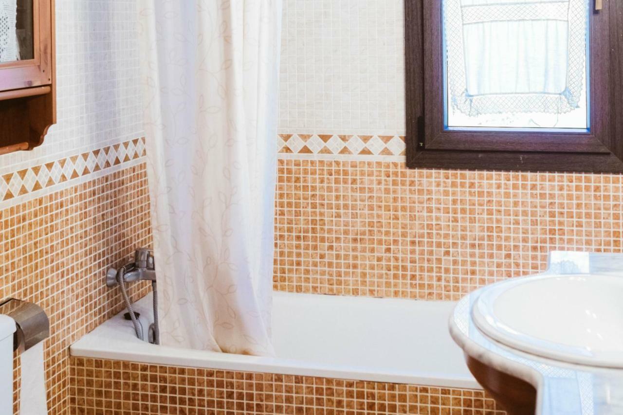 Apartamento Garona Les Exterior foto